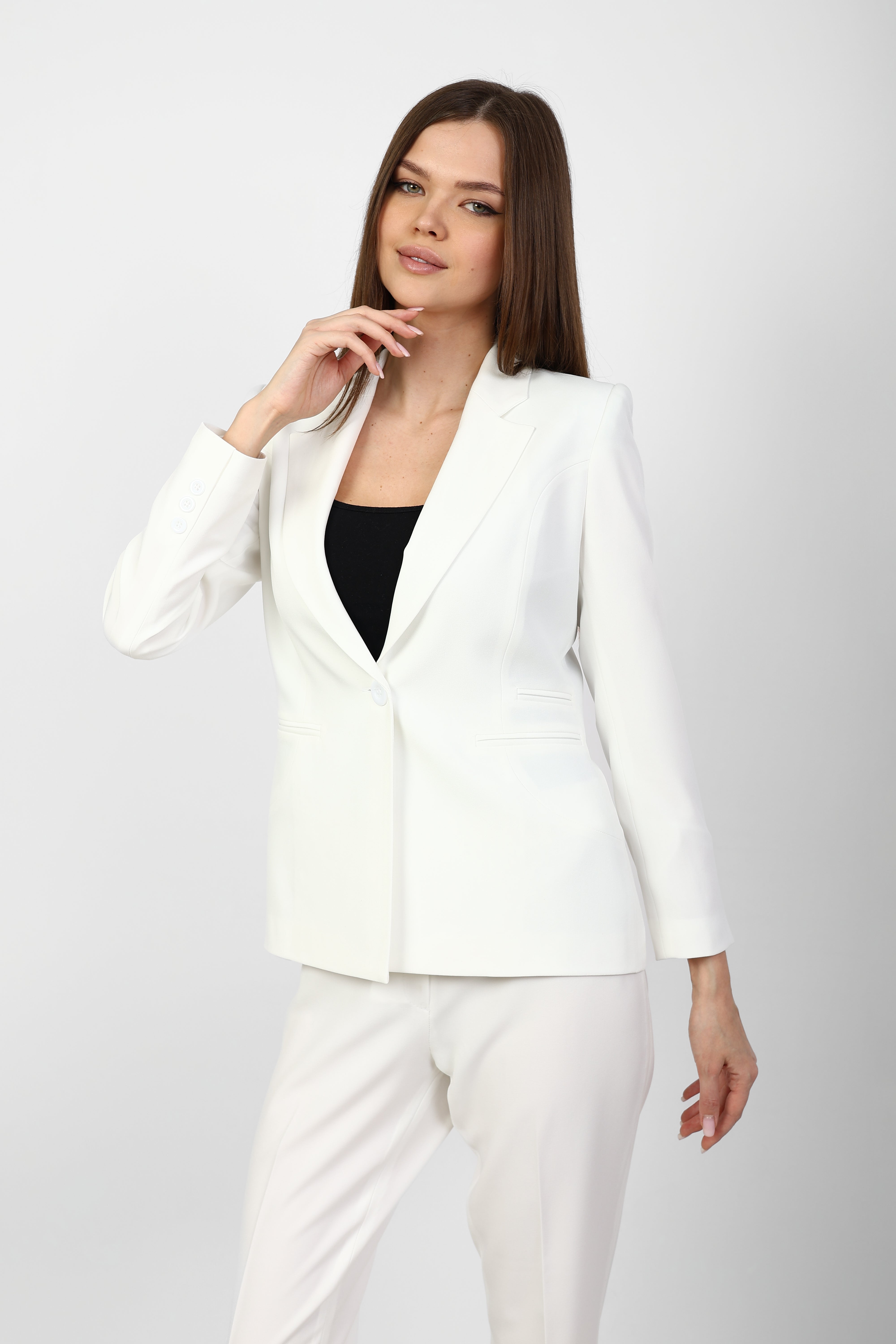 White Crepe Classic suit
